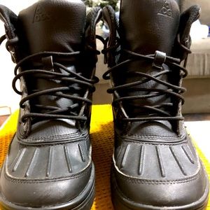 Nike Youth Woodside ACG boots